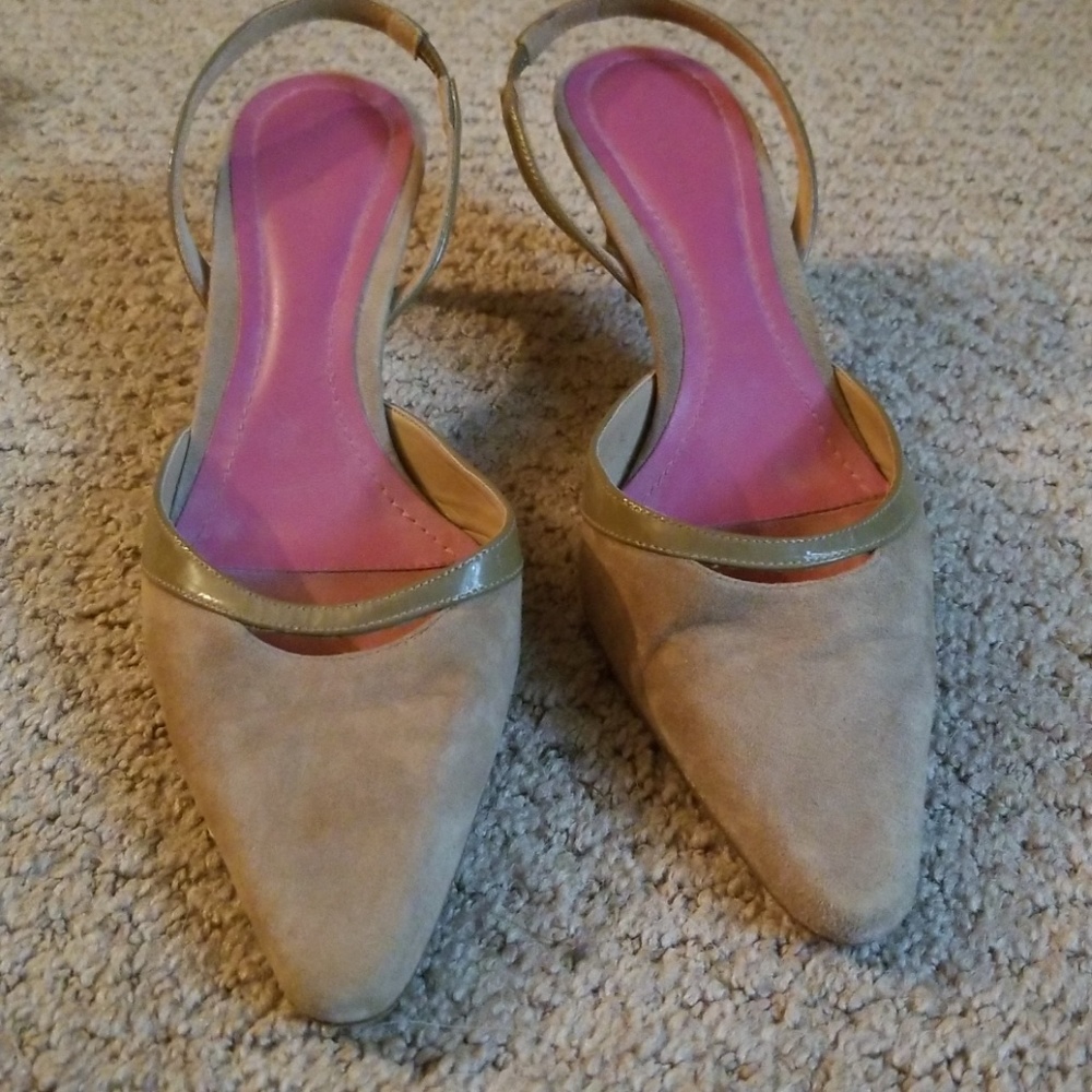 Ann Taylor Tan Suede and Leather Slingbacks sz. 6